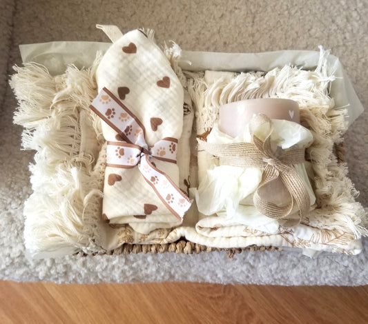 Cadeau Pour Bébé, Panière et Son Emballage