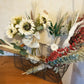 Panier en Fer,  Garni de Cinq Bouquets