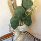 Panier en Fer,  Garni de Cinq Bouquets