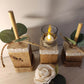 Trois Bougeoirs Bois Nature , Rose sur Corde